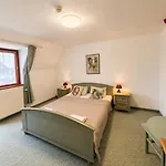 Apart Otel Eden Panzio 4*