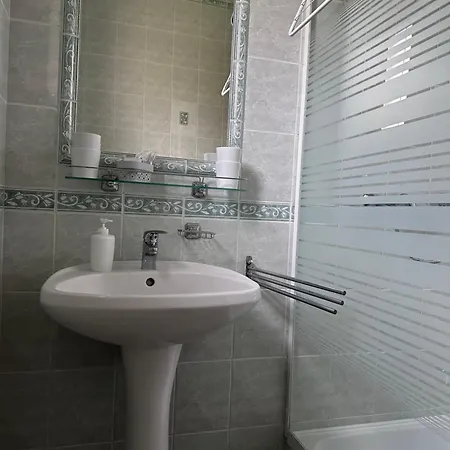 éden Panzio Apartahotel