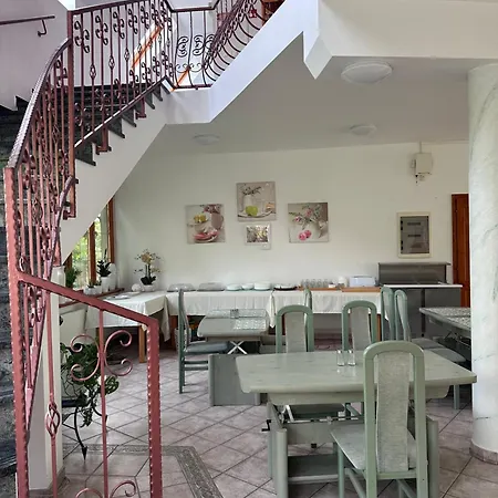 éden Panzio Appart hôtel 4*