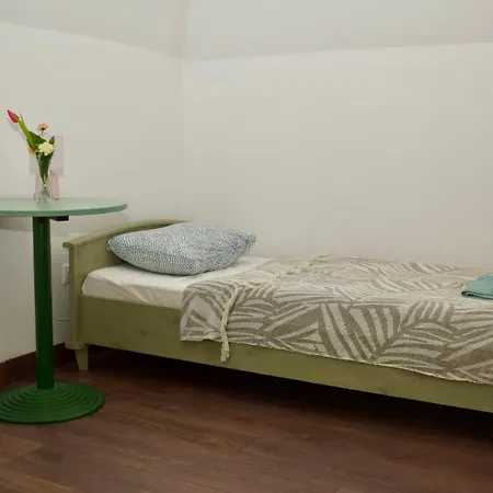 Aparthotel Eden Panzio *