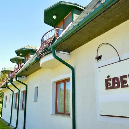 Hotel apartamentowy Eden Panzio