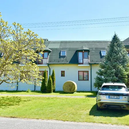 Aparthotel éden