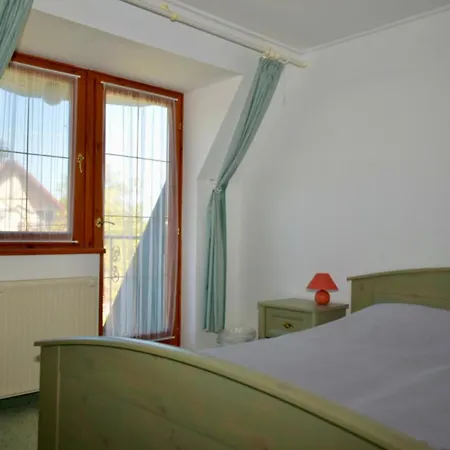 Hotel apartamentowy Eden Panzio
