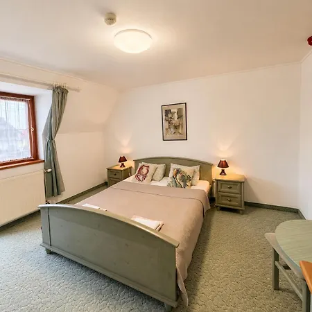 Aparthotel Eden Panzio 4*