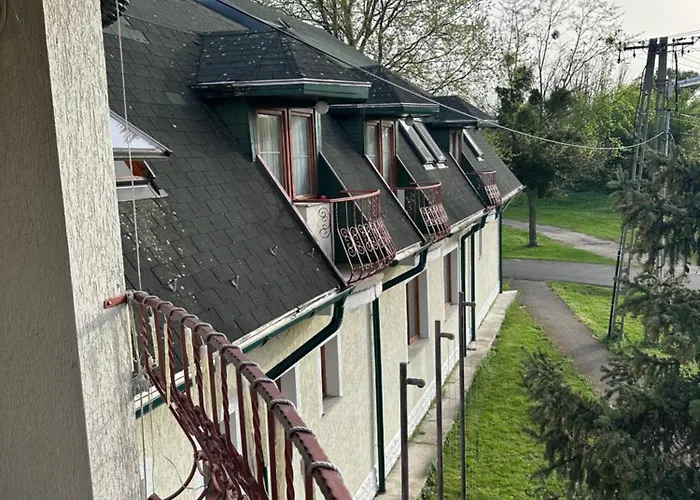 Hotel apartamentowy Eden Panzio